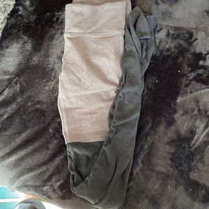 Alo Yoga Goddess Leggings